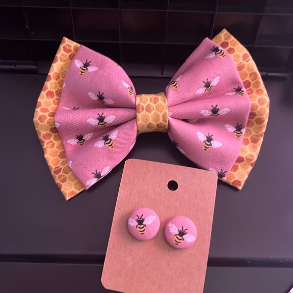 Bee bow and earrings set - Picture 1 of 4